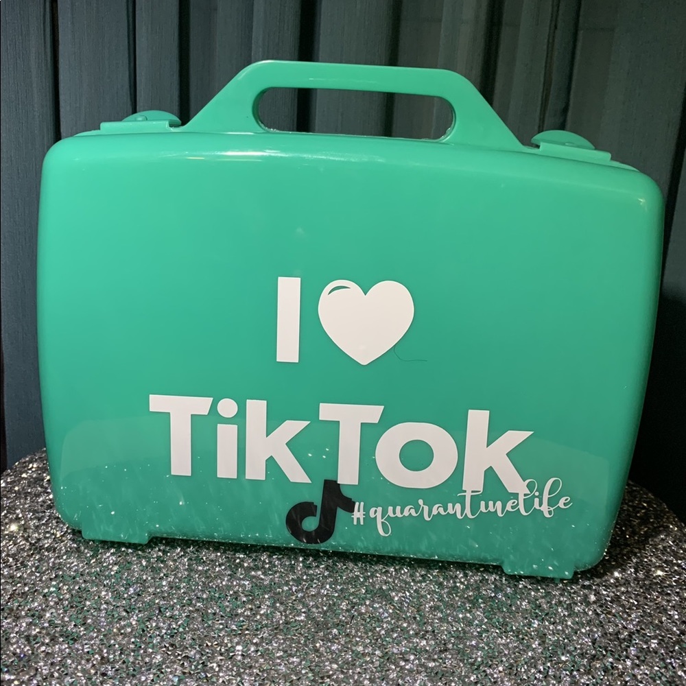 TikTok Activity Box - Picture 9 of 9